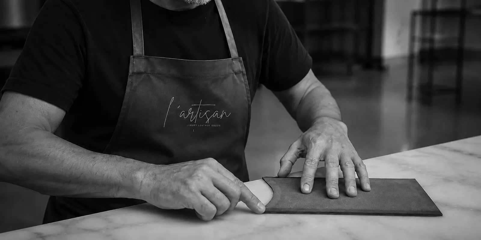 Artesano de L'Artisan trabajando
